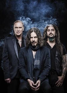 The Winery Dogs Adds Dates to Fall U.S. Tour