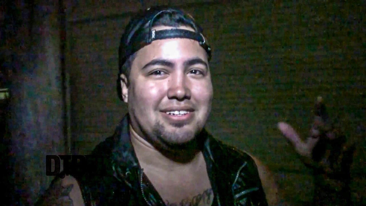 In Dying Arms – CRAZY TOUR STORIES Ep. 410 [VIDEO]