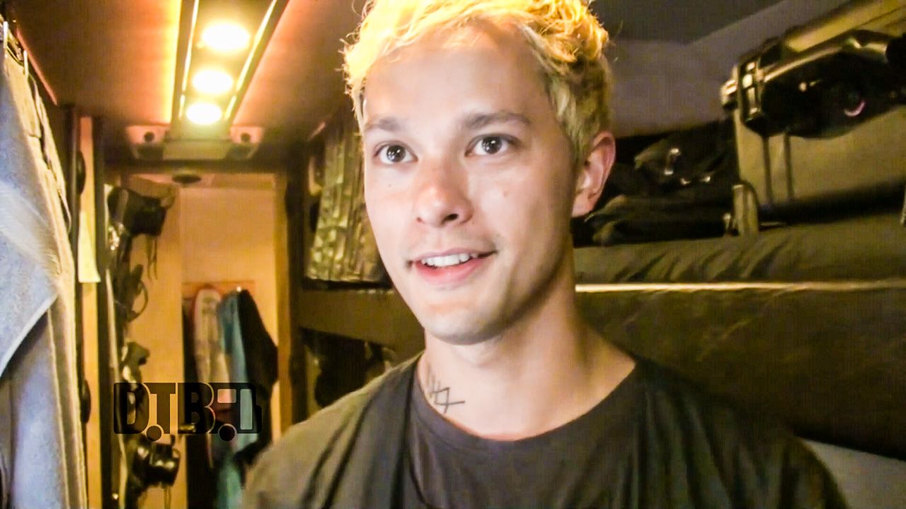 coldrain – BUS INVADERS Ep. 1051 [VIDEO]