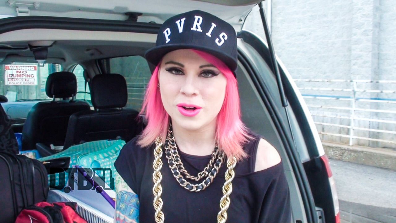 Whitney Peyton – BUS INVADERS Ep. 1071 [VIDEO]