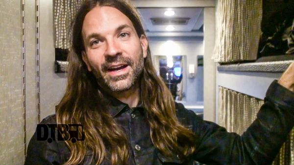 MuteMath – BUS INVADERS Ep. 1035 [VIDEO]