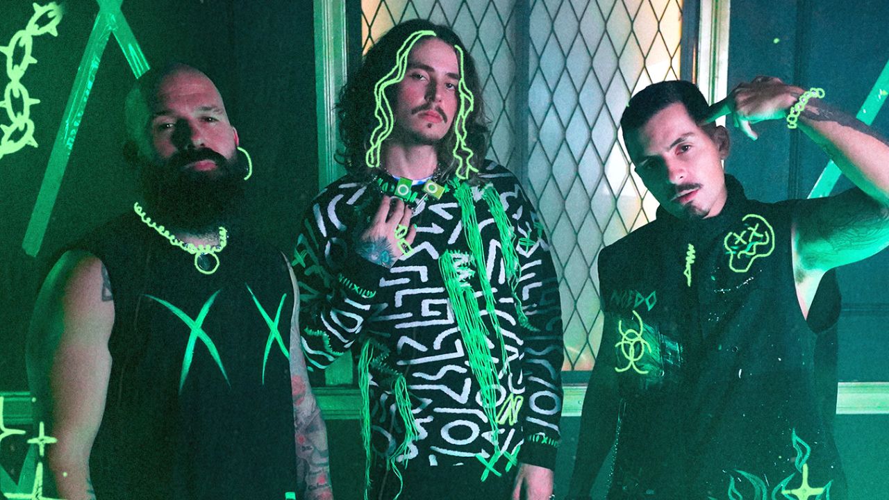 Odeon CRAZY TOUR STORIES odeon-crazy-tour-stories