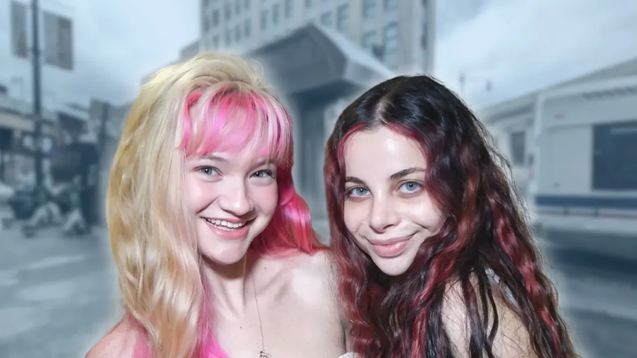 Ellise and Ella Red - BUS INVADERS Ep. 2129 [VIDEO]