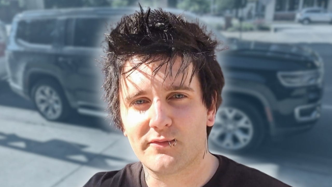 SayWeCanFly - BUS INVADERS Ep. 1828 [VIDEO]