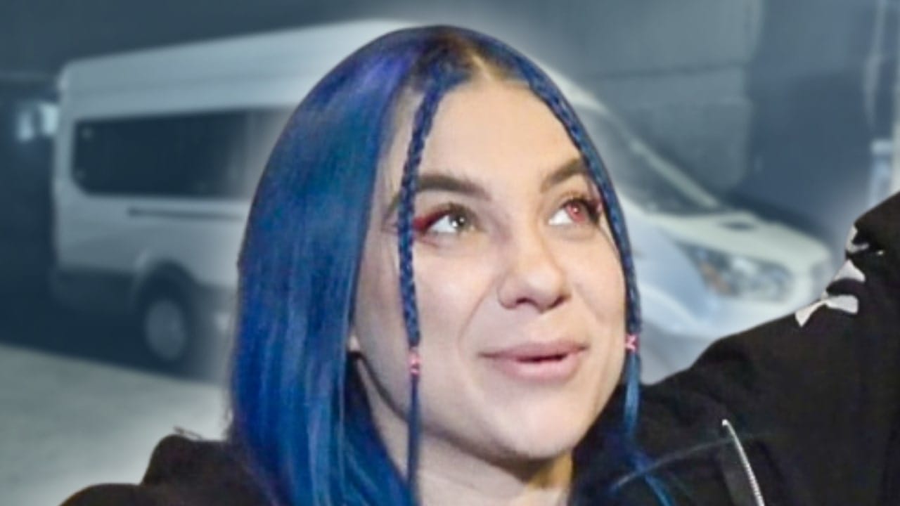 RIVALS - BUS INVADERS Ep. 1871 [VIDEO]