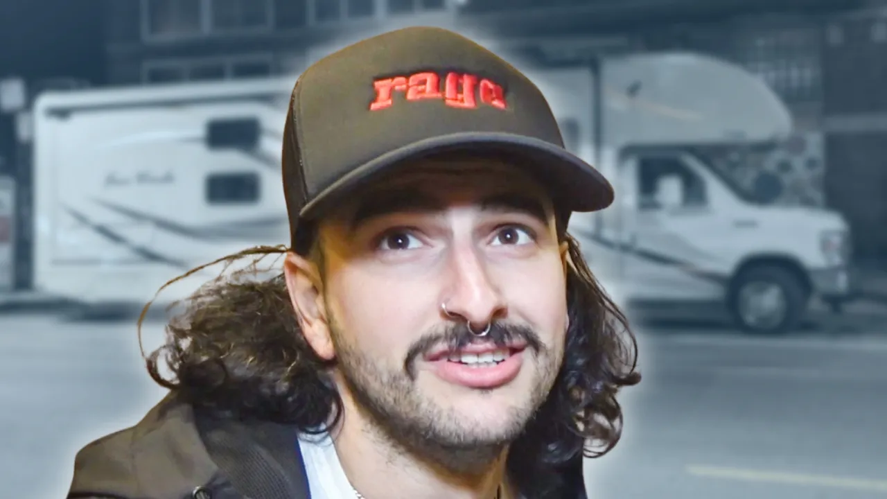 Between You & Me - BUS INVADERS Ep. 1910 [VIDEO]