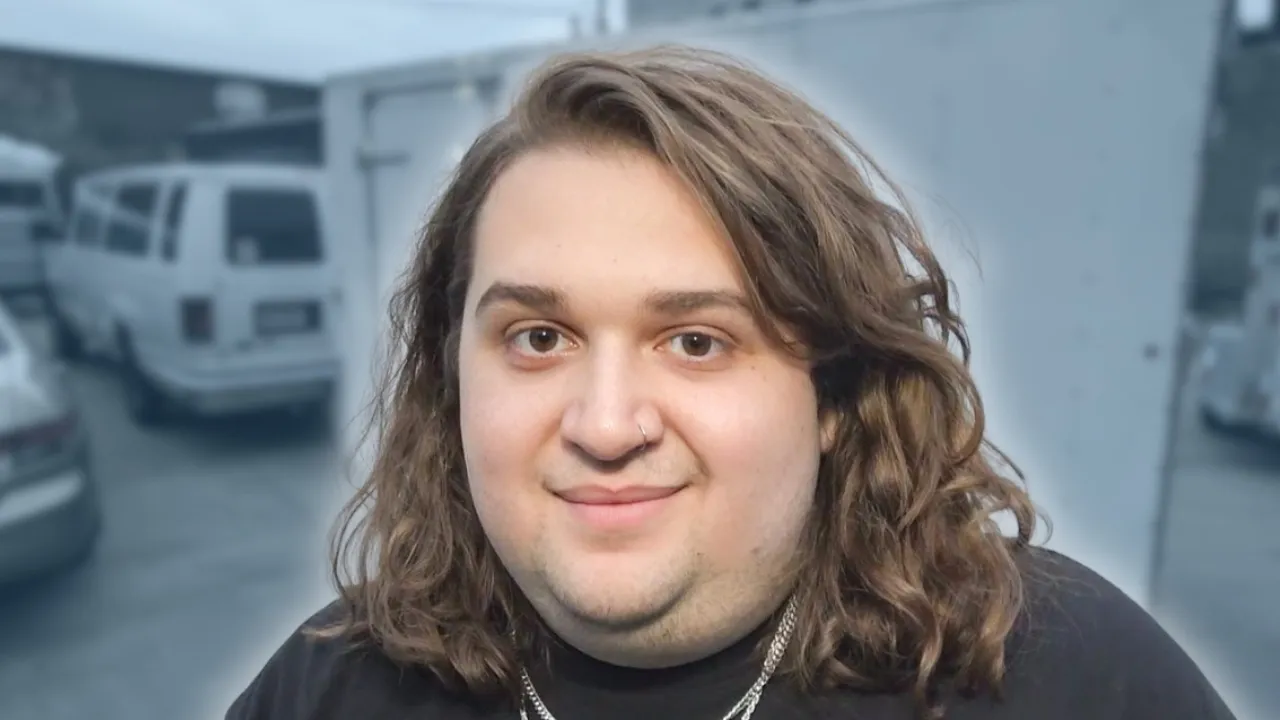 Games We Play - BUS INVADERS Ep. 1916 [VIDEO]