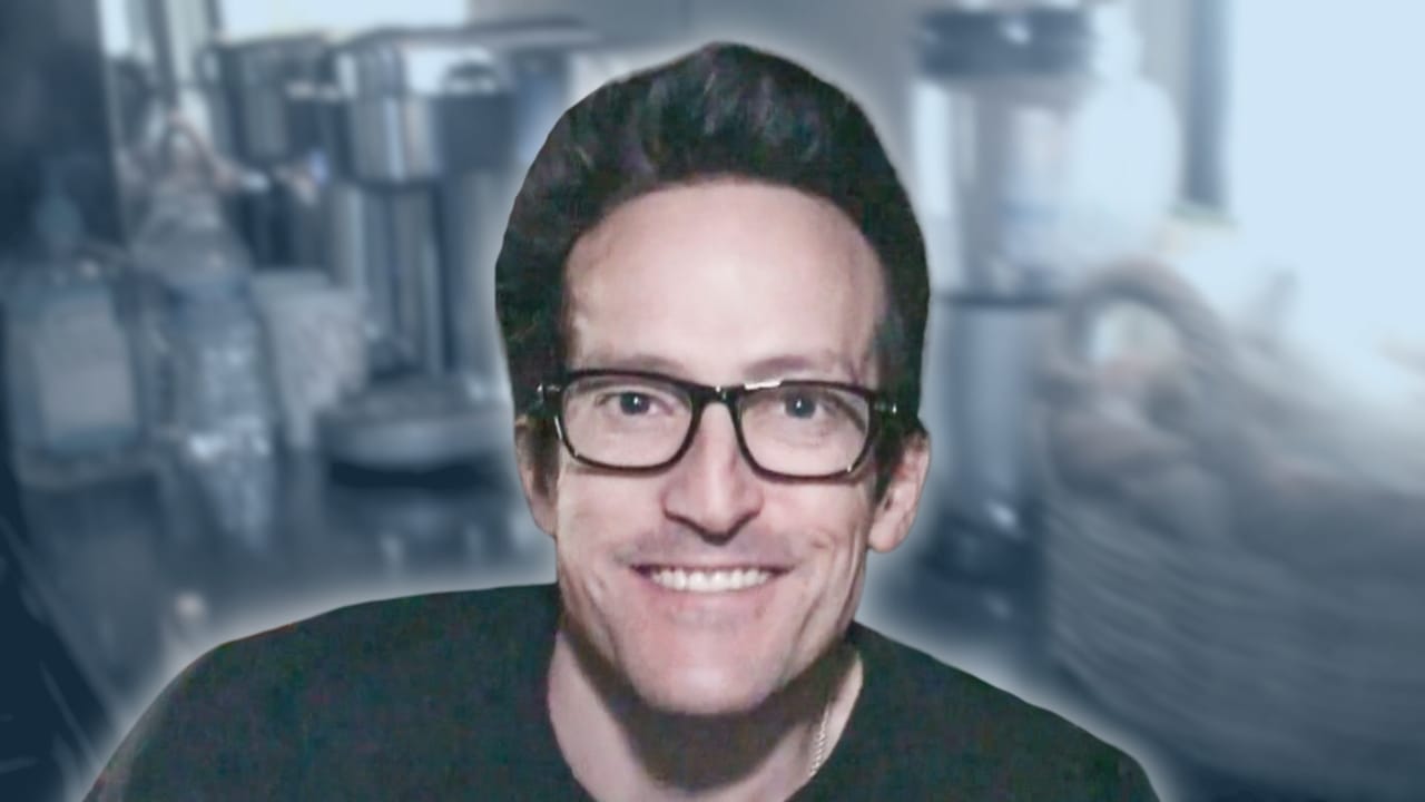 Filter - BUS INVADERS (Revisited) Ep. 264 [VIDEO]