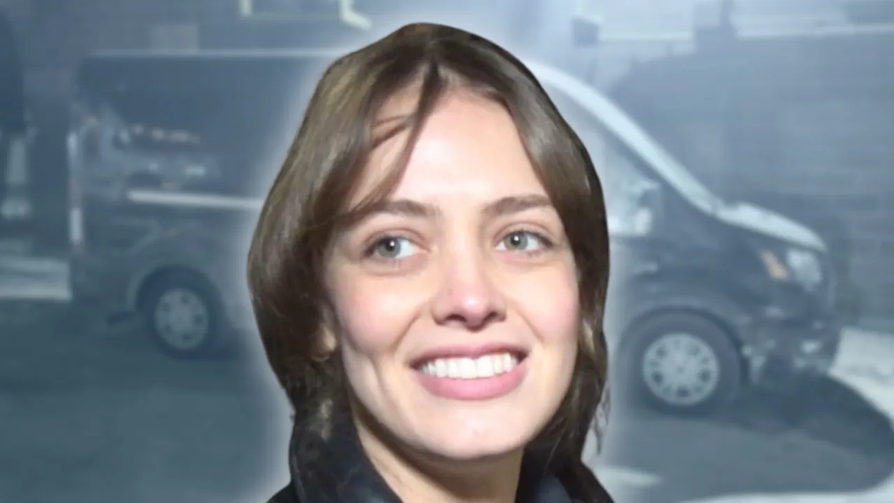 Moody Joody - BUS INVADERS Ep. 2044 [VIDEO]