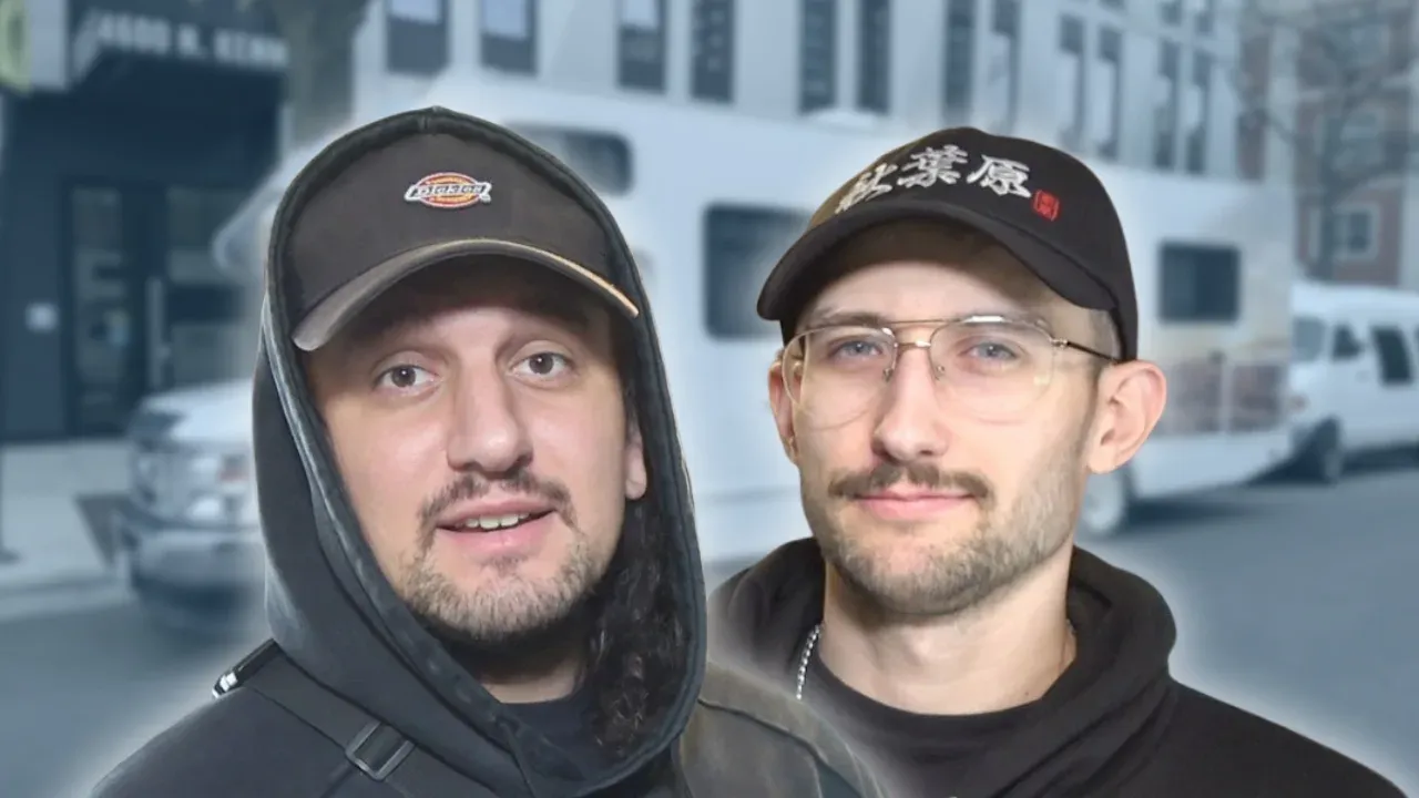 Half Me - BUS INVADERS Ep. 2085 [VIDEO]