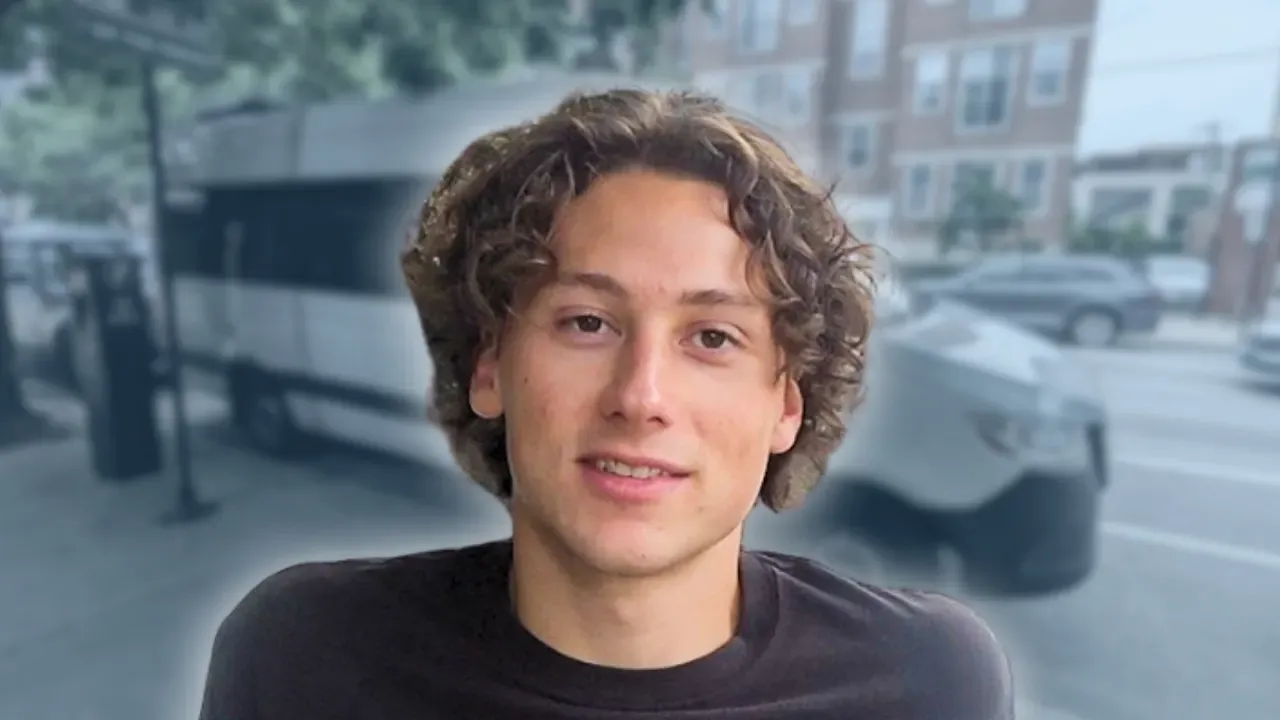 Jake Minch - BUS INVADERS Ep. 2128 [VIDEO]