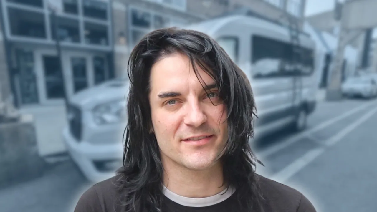 Vision Video - BUS INVADERS Ep. 2144 [VIDEO]