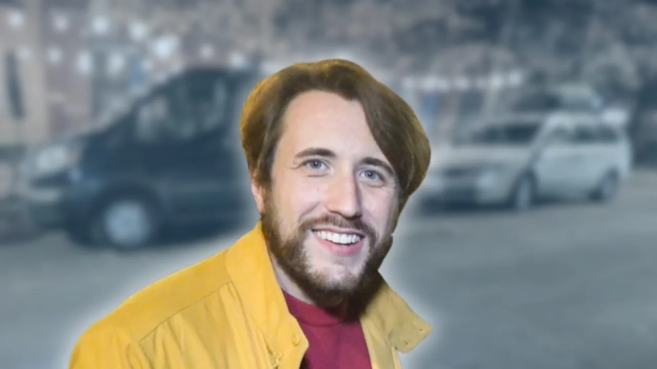 The Toxhards - BUS INVADERS Ep. 2169 [VIDEO]