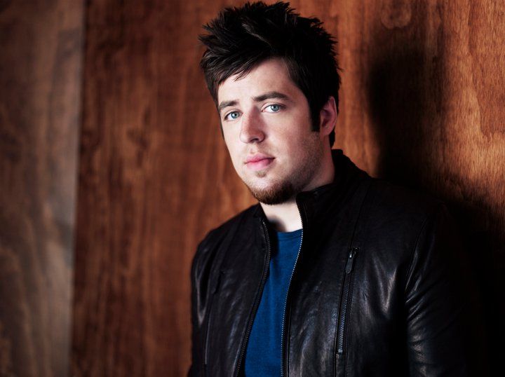 Lee DeWyze Summer feat Corey Crowder –  REVIEW