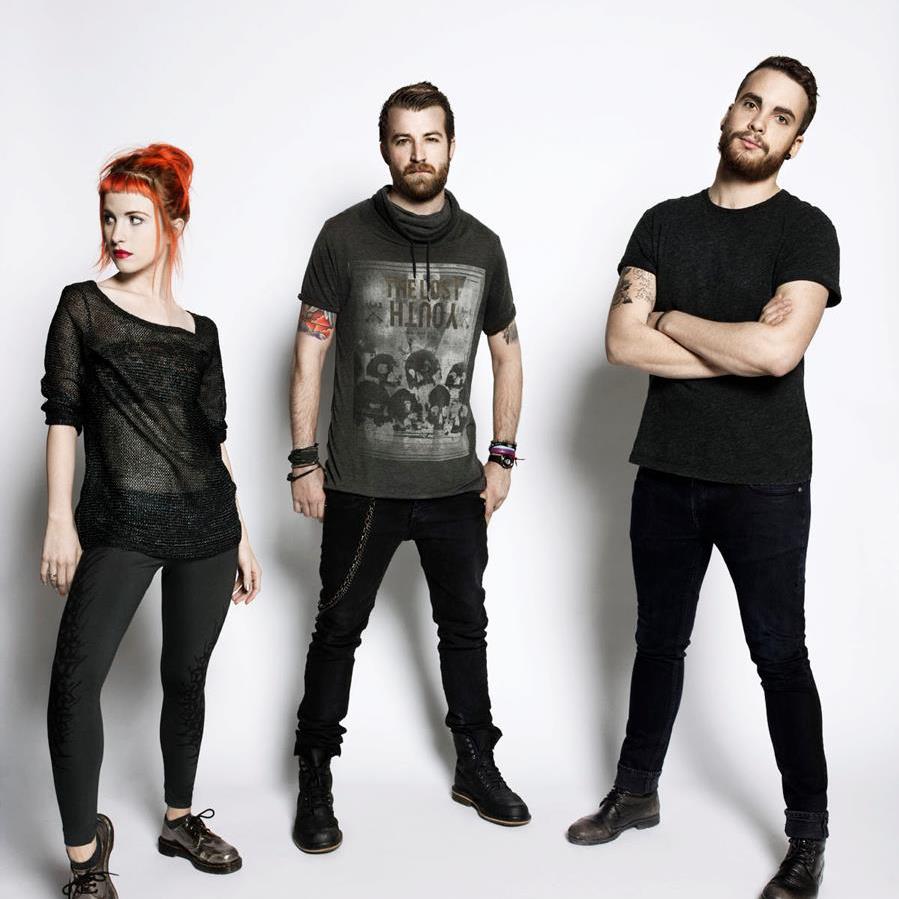 Paramore Announce Photo Pit Pass Contest for “Monumentour”