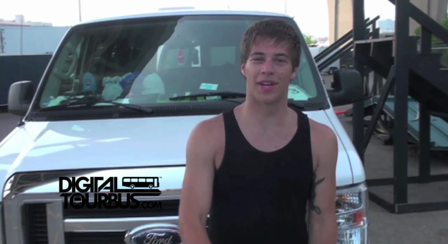 Stephen Jerzak – BUS INVADERS Ep. 262 (Warped Edition)