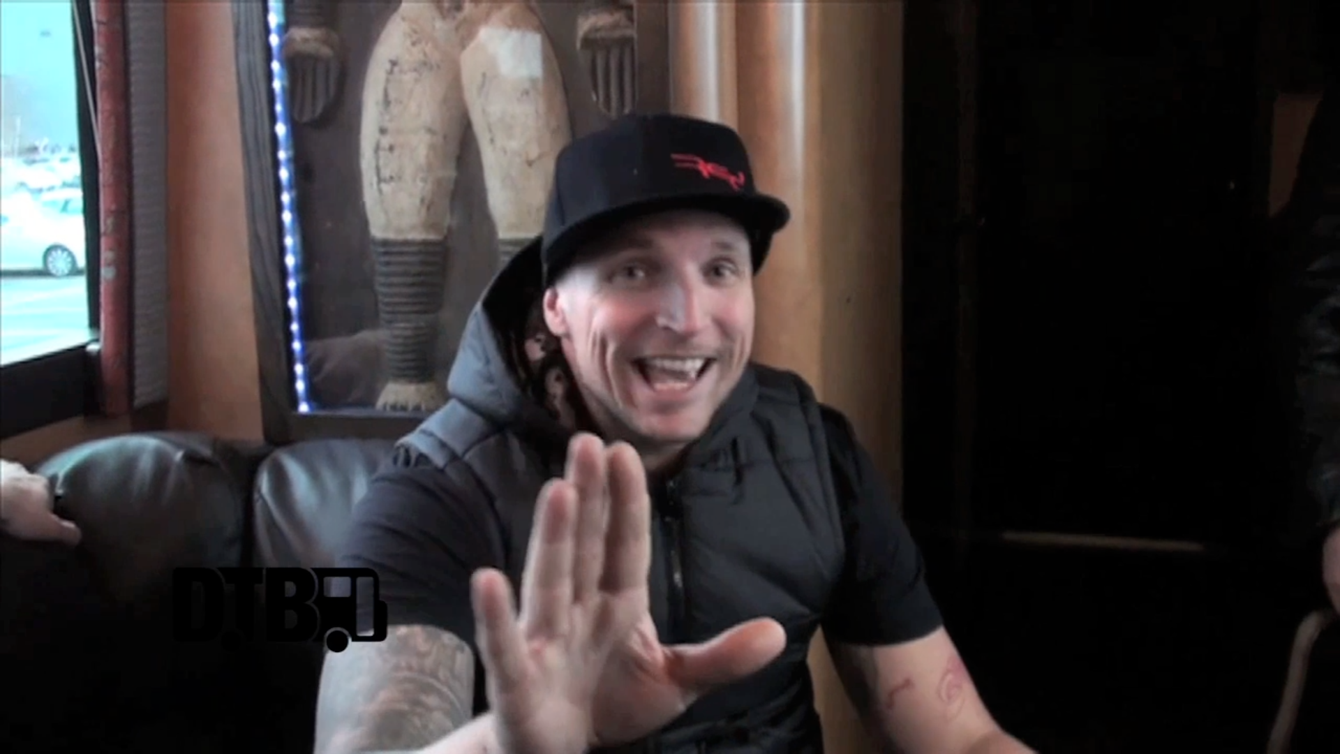 RED – TOUR TIPS [VIDEO]