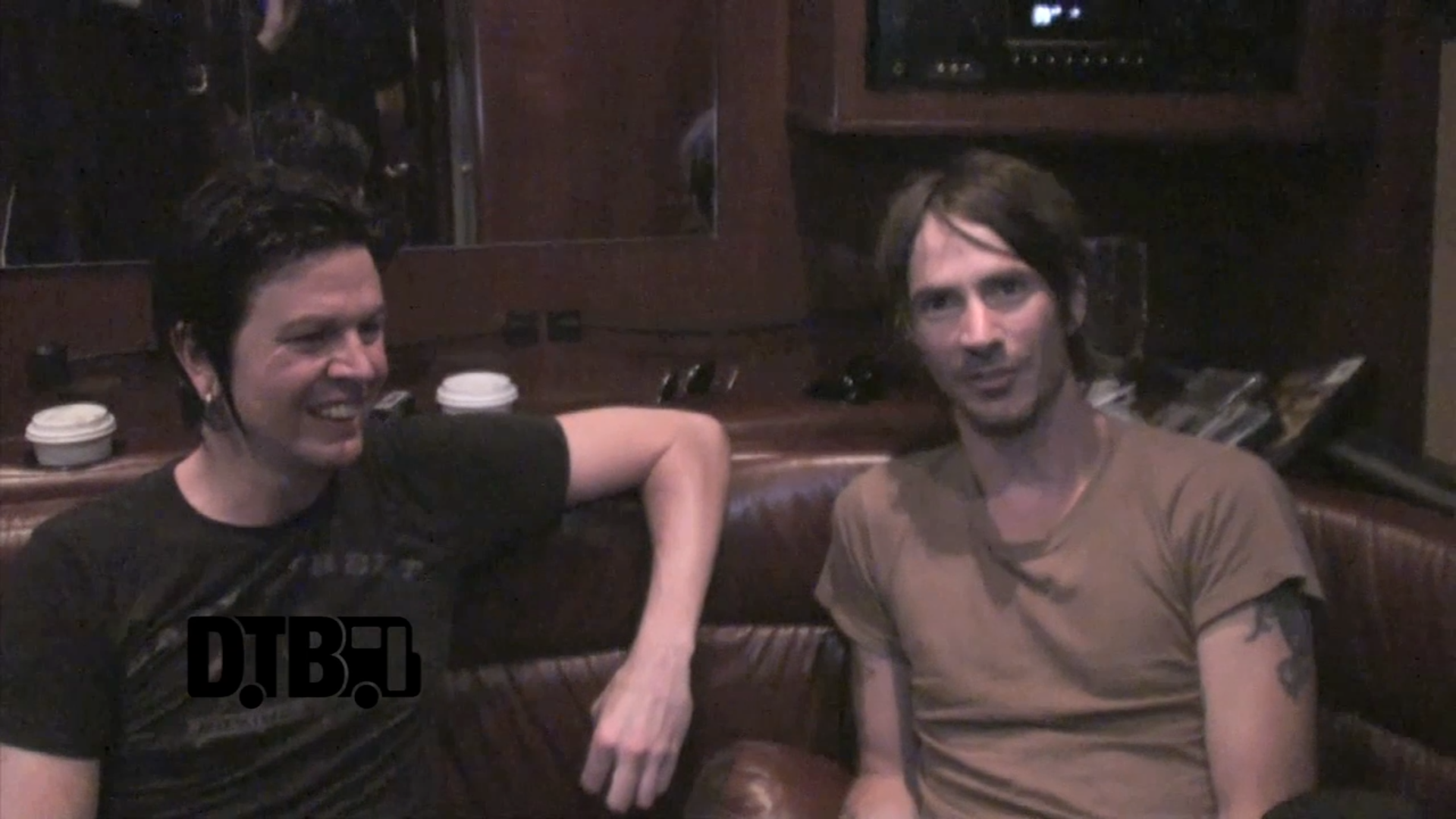 Walking Papers – CRAZY TOUR STORIES [VIDEO]