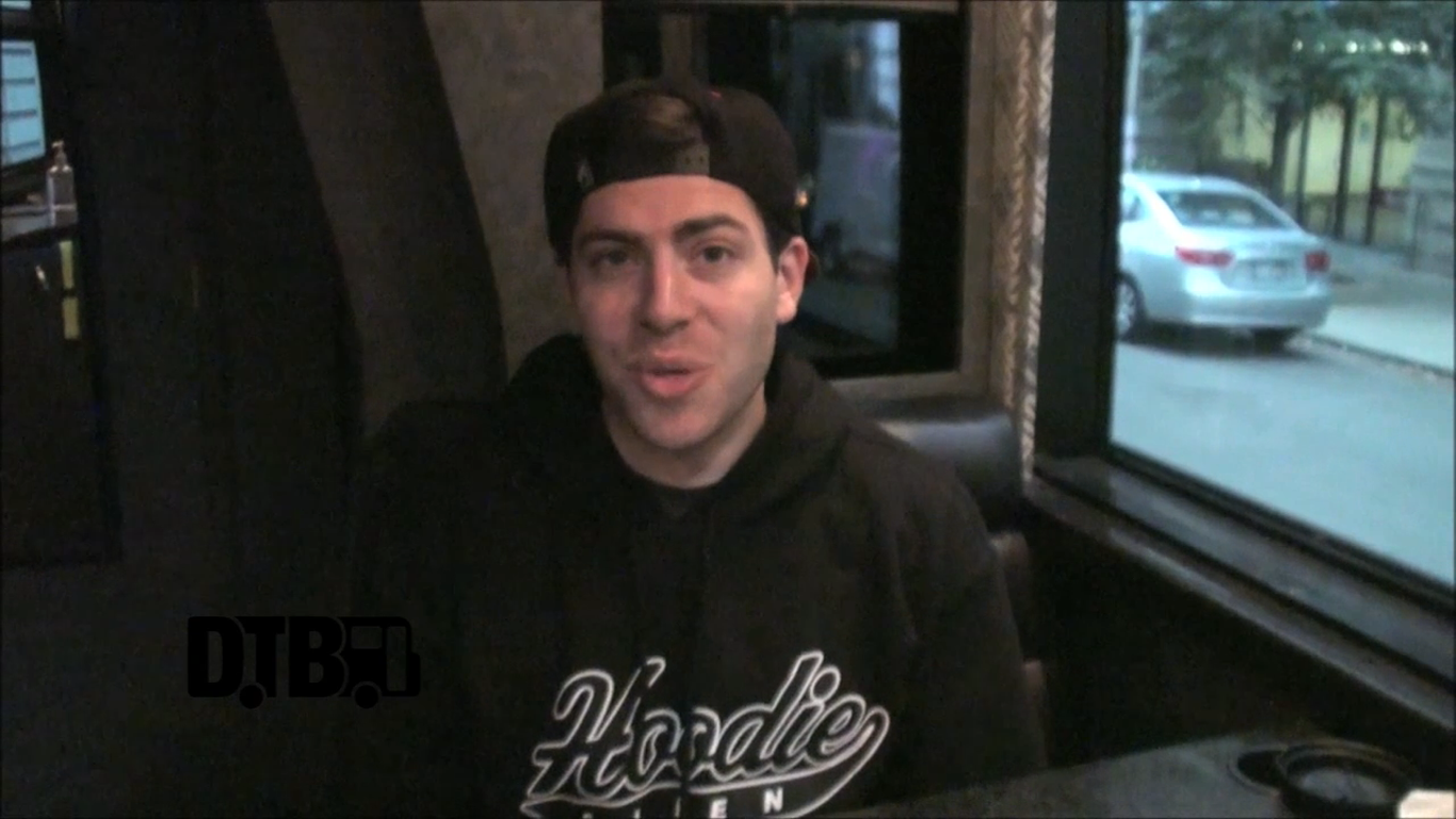 Hoodie Allen – TOUR TIPS [VIDEO]