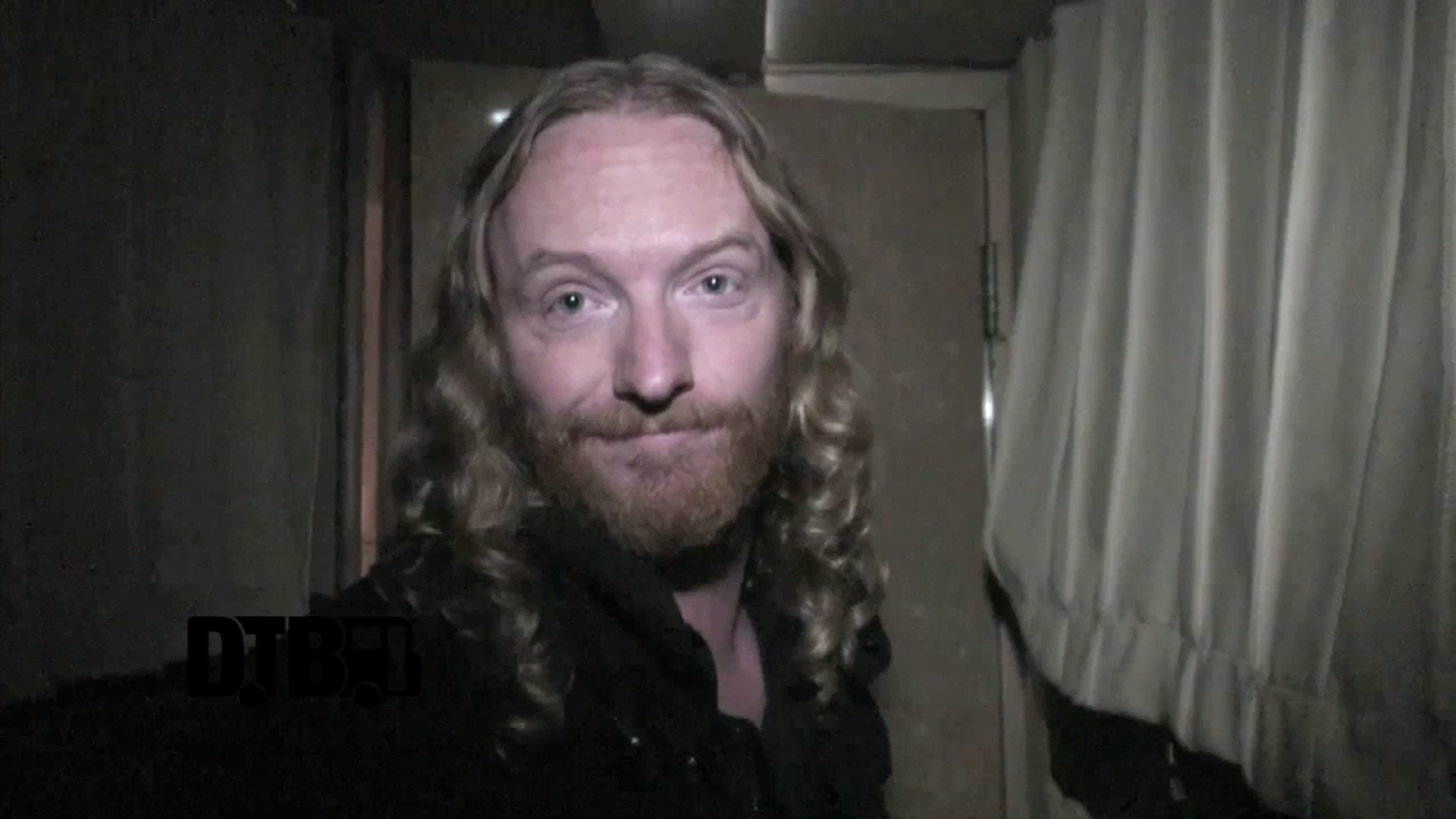 Dark Tranquillity – BUS INVADERS Ep. 585 [VIDEO]