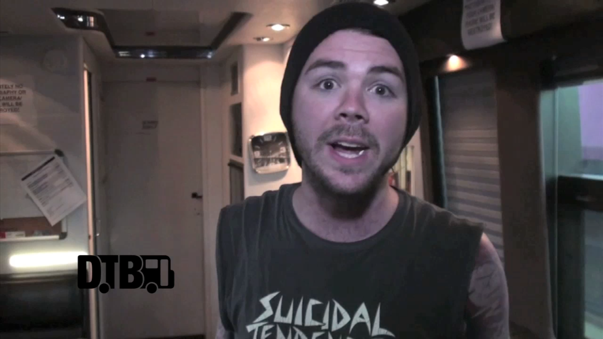 Saliva – BUS INVADERS Ep. 607 [VIDEO]