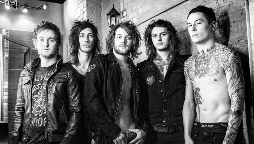 Asking Alexandria Added to Warped Tour 2015 Lineup / Danny Worsnop Leaves Band