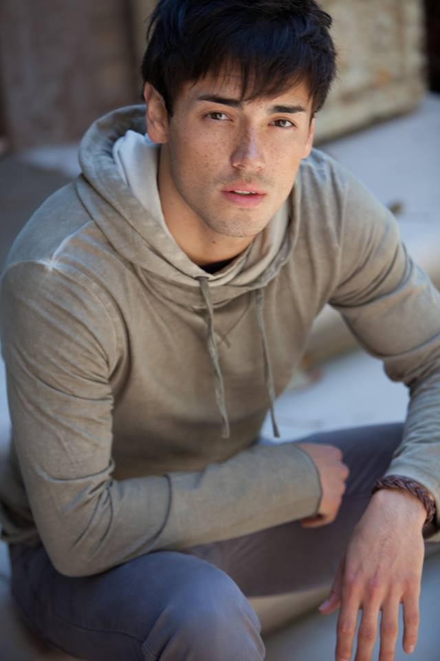 Christian Burghardt Added to Phillip Phillips Tour