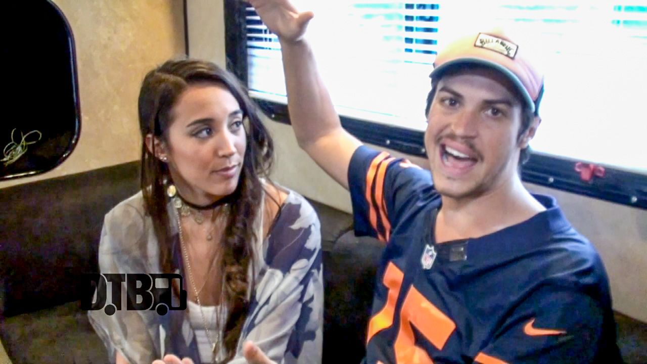 Alex & Sierra – CRAZY TOUR STORIES Ep. 254 [VIDEO]