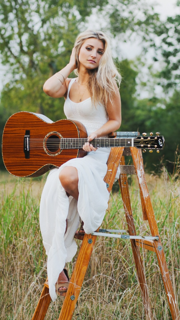 April Kry – DREAM TOUR