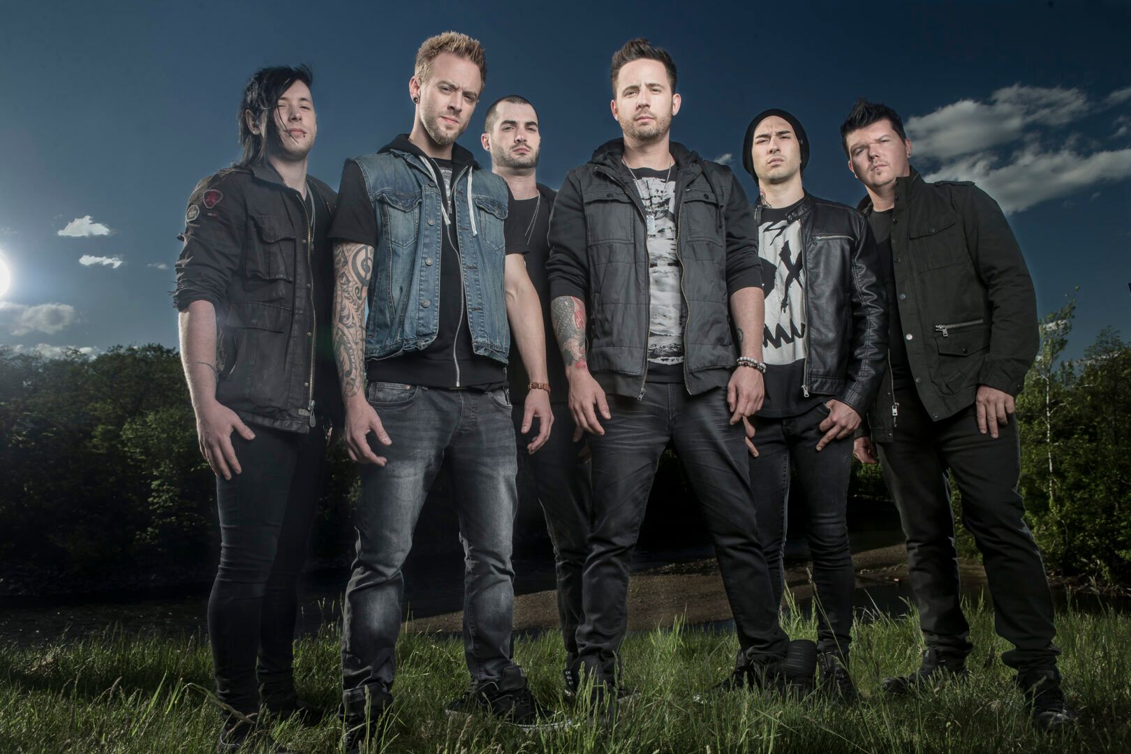 From Ashes To New – TOUR TIPS