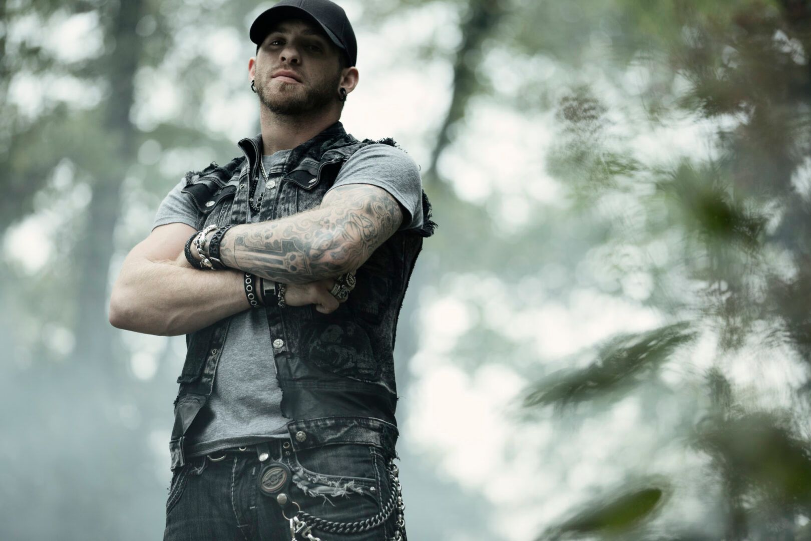 Brantley Gilbert Reschedules His European Tour