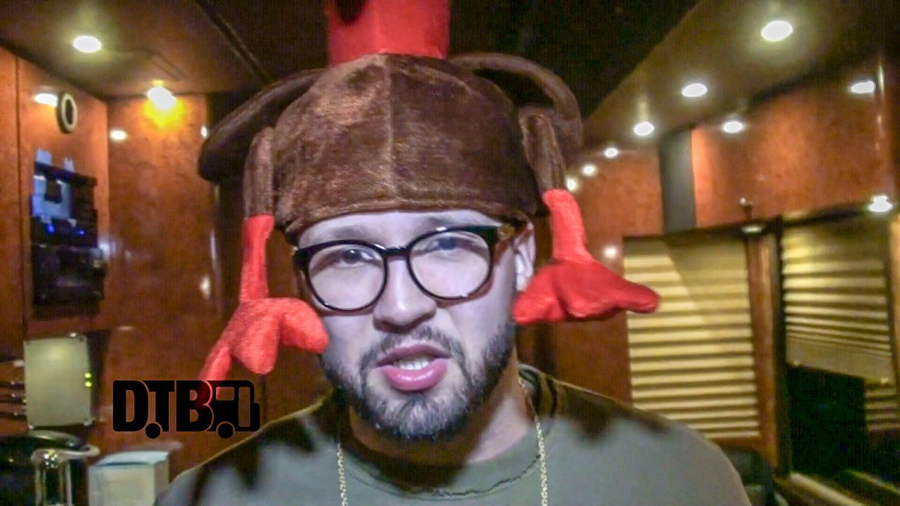 Andy Mineo – BUS INVADERS Ep. 925 [VIDEO]