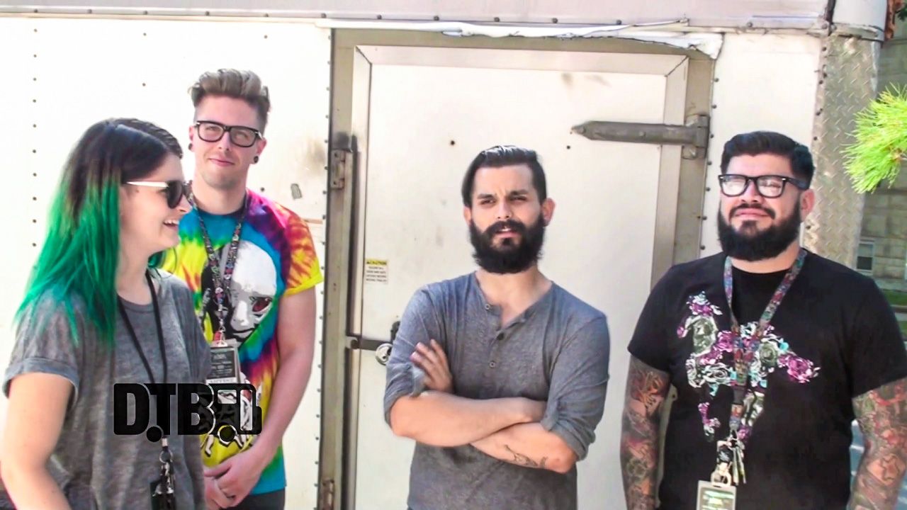 iwrestledabearonce – TOUR PRANKS Ep. 149 [VIDEO]