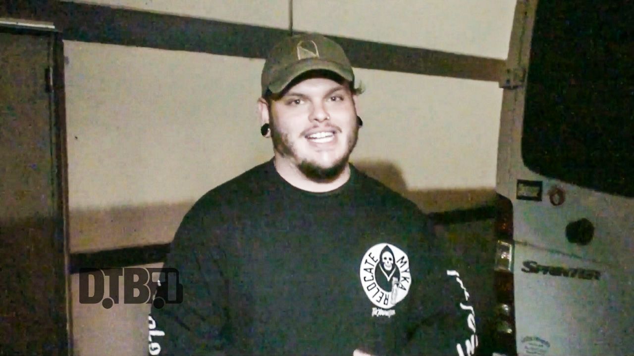 Outline In Color – CRAZY TOUR STORIES Ep. 427 [VIDEO]