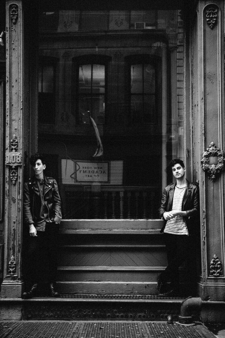 Secret Weapons – CRAZY TOUR STORIES