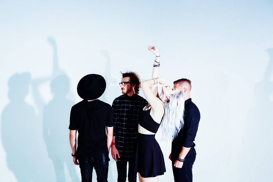 The Foxies – DREAM TOUR