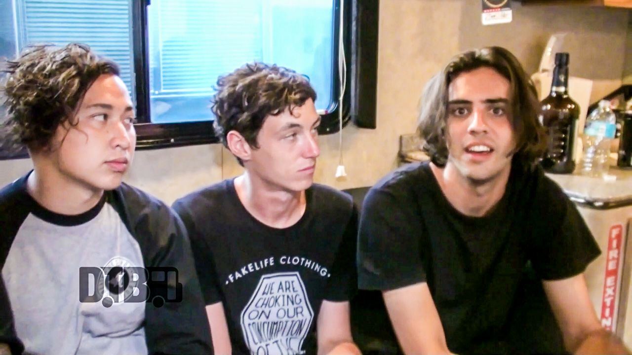 With Confidence – CRAZY TOUR STORIES Ep. 465 [VIDEO]