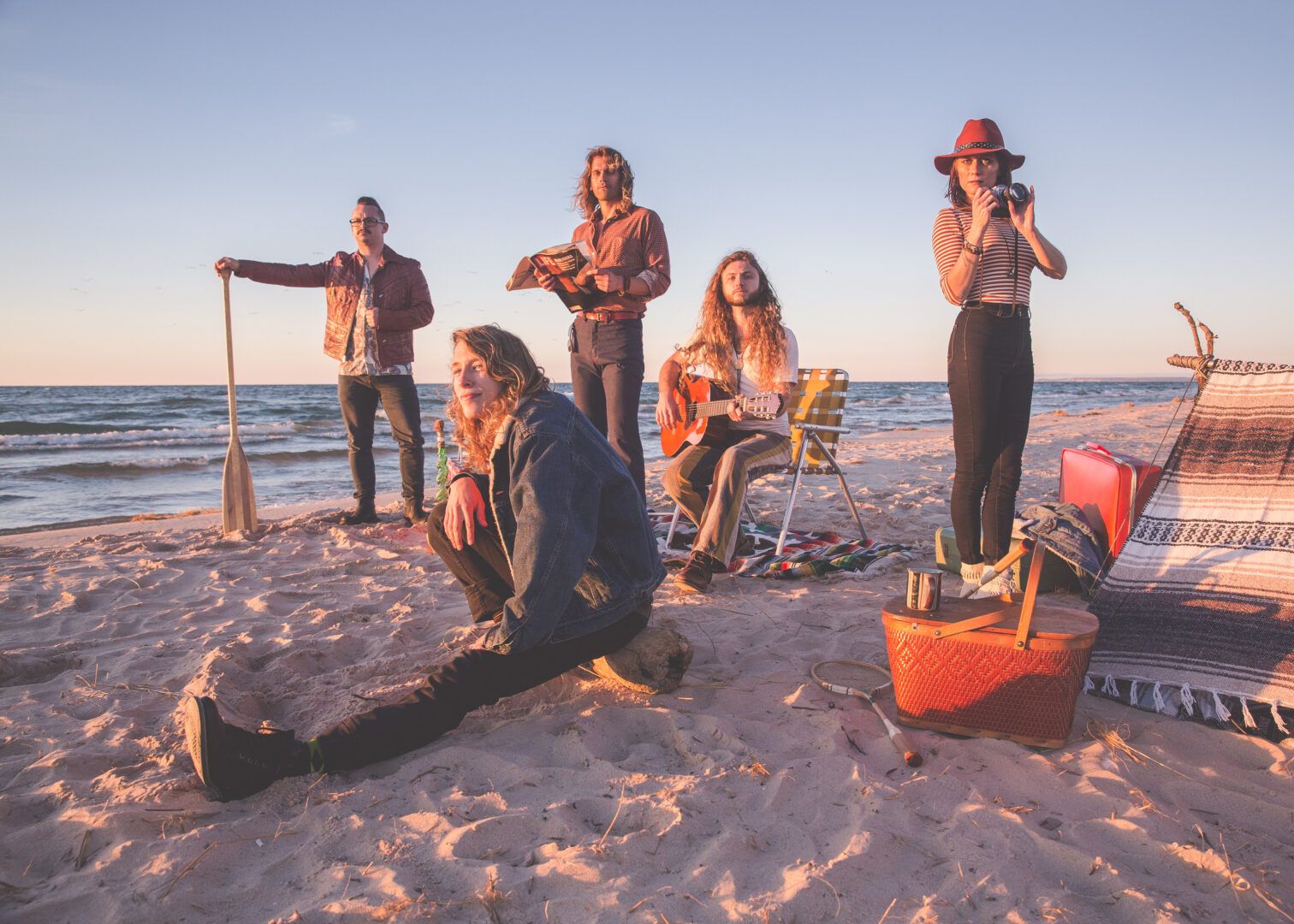 The Outer Vibe – CRAZY TOUR STORIES