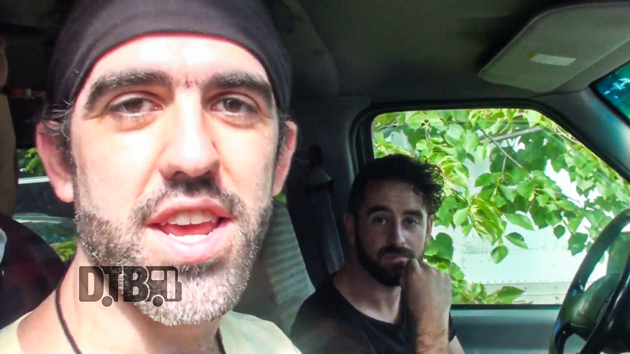 I The Mighty – BUS INVADERS Ep. 1090