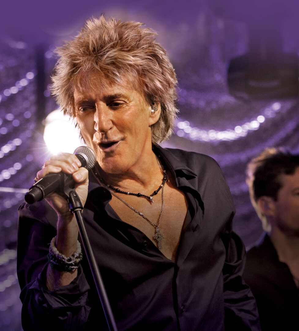Rod Stewart Announces U.S. Tour with Cyndi Lauper