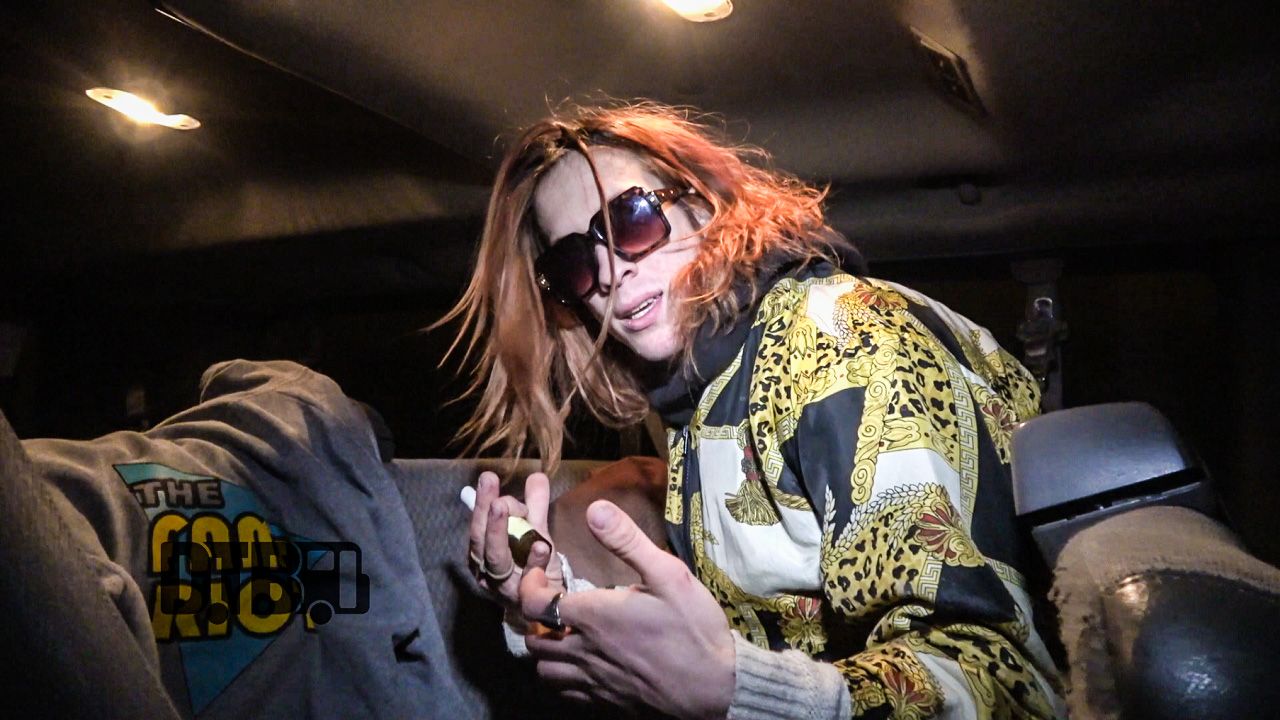 The Fame Riot – BUS INVADERS Ep. 1133 [VIDEO]