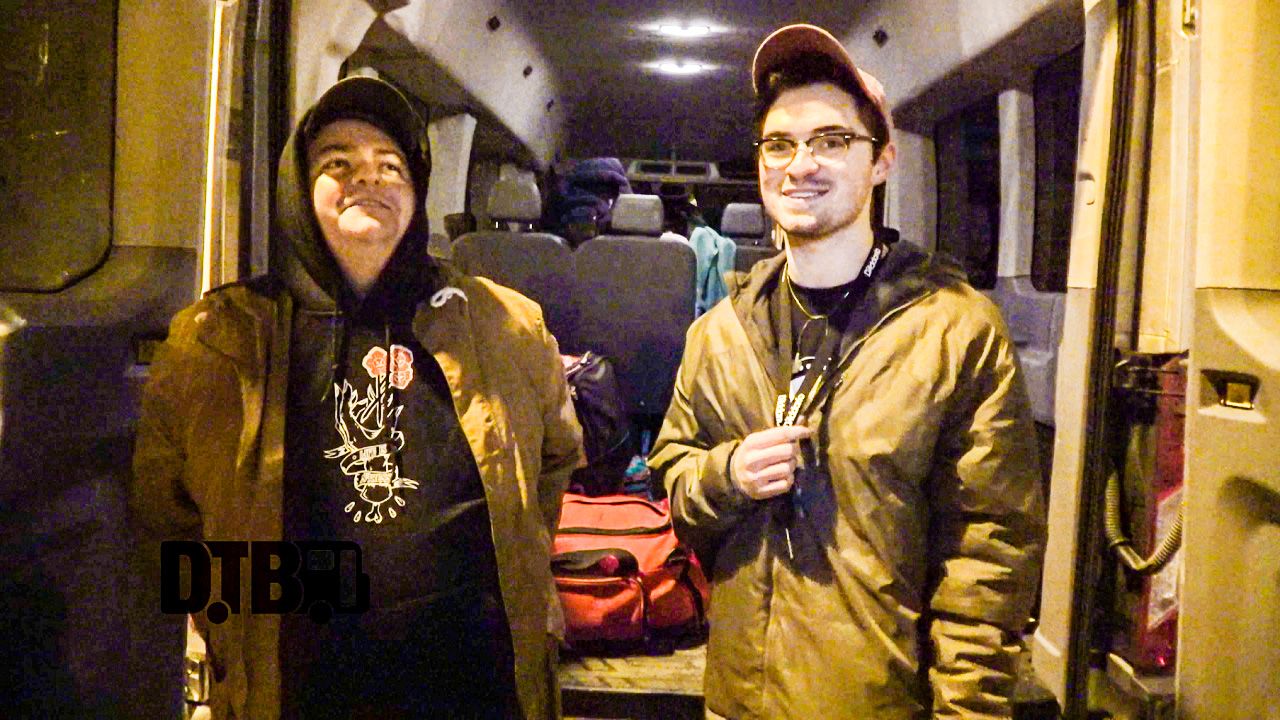 Fossil Youth – BUS INVADERS Ep. 1158 [VIDEO]
