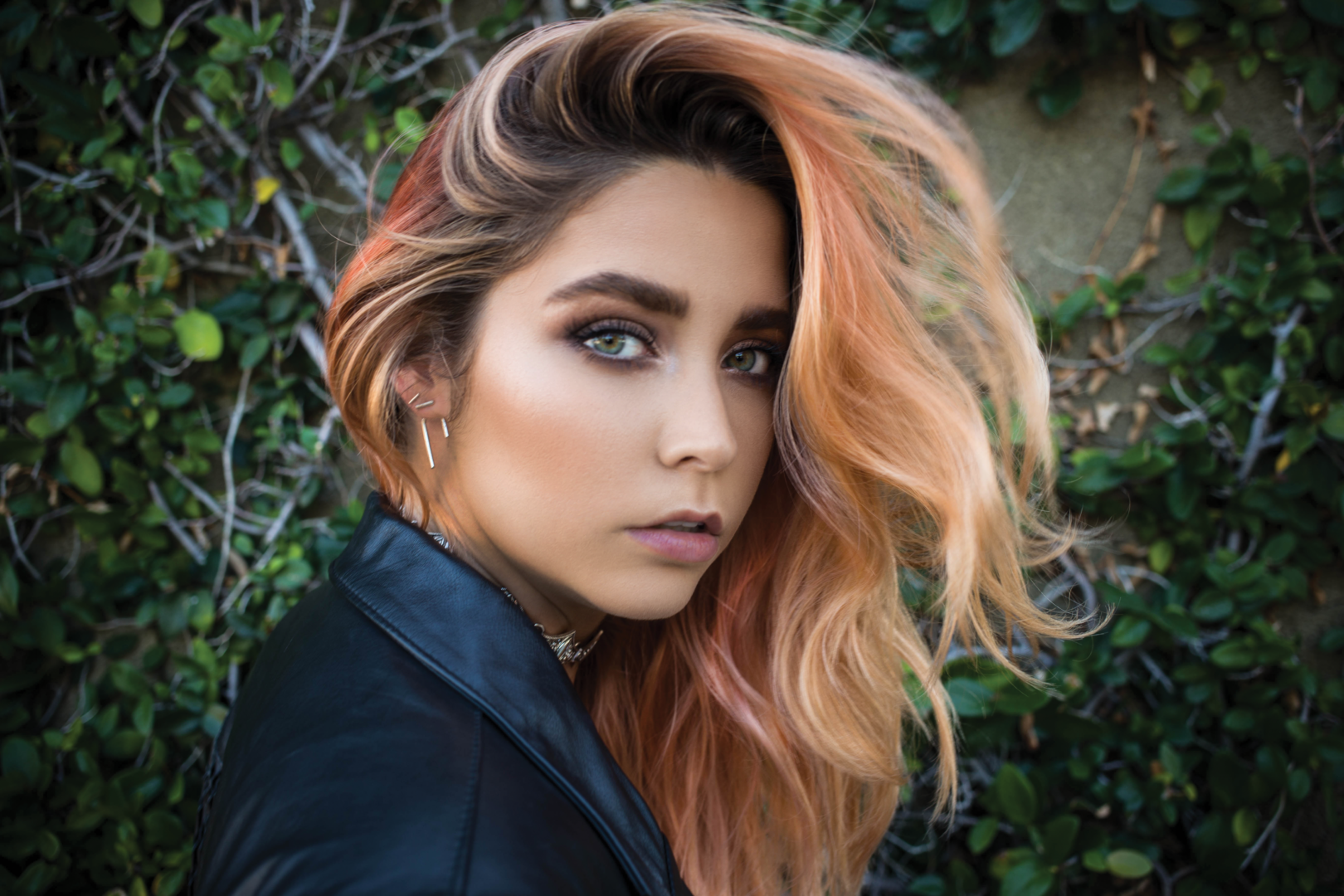 CeCe – PRESHOW RITUALS