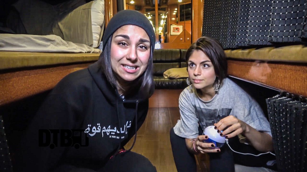 Krewella – BUS INVADERS Ep. 1232 [VIDEO]
