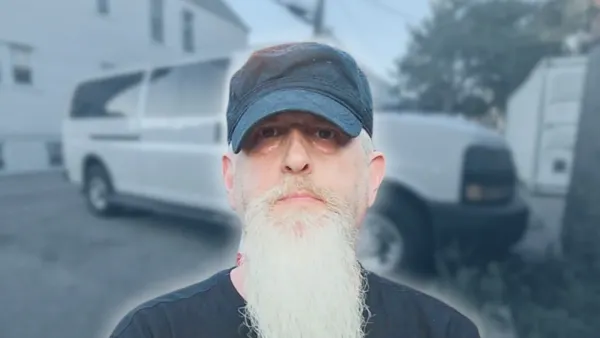 Profanatica - BUS INVADERS Ep. 2124 [VIDEO]