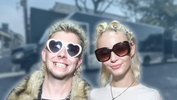 Wargasm - BUS INVADERS Ep. 2126 [VIDEO]