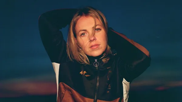 philine - CRAZY TOUR STORIES