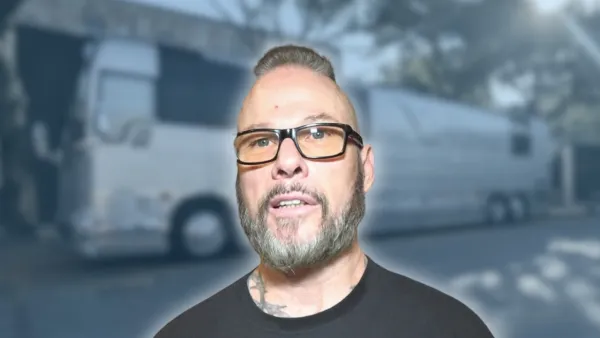 Dark Angel - BUS INVADERS Ep. 2146 [VIDEO]