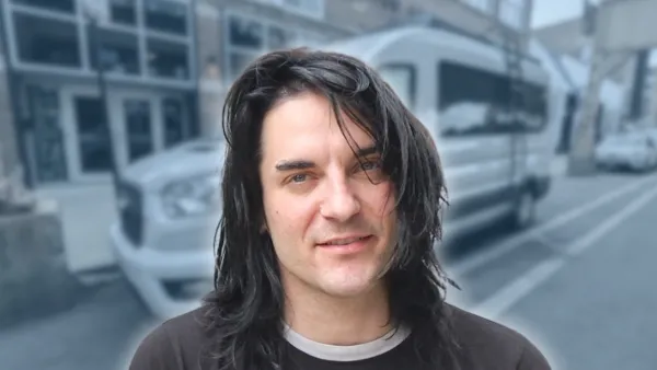 Vision Video - BUS INVADERS Ep. 2144 [VIDEO]