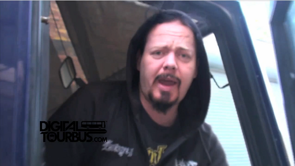 Evergrey – BUS INVADERS Ep. 343